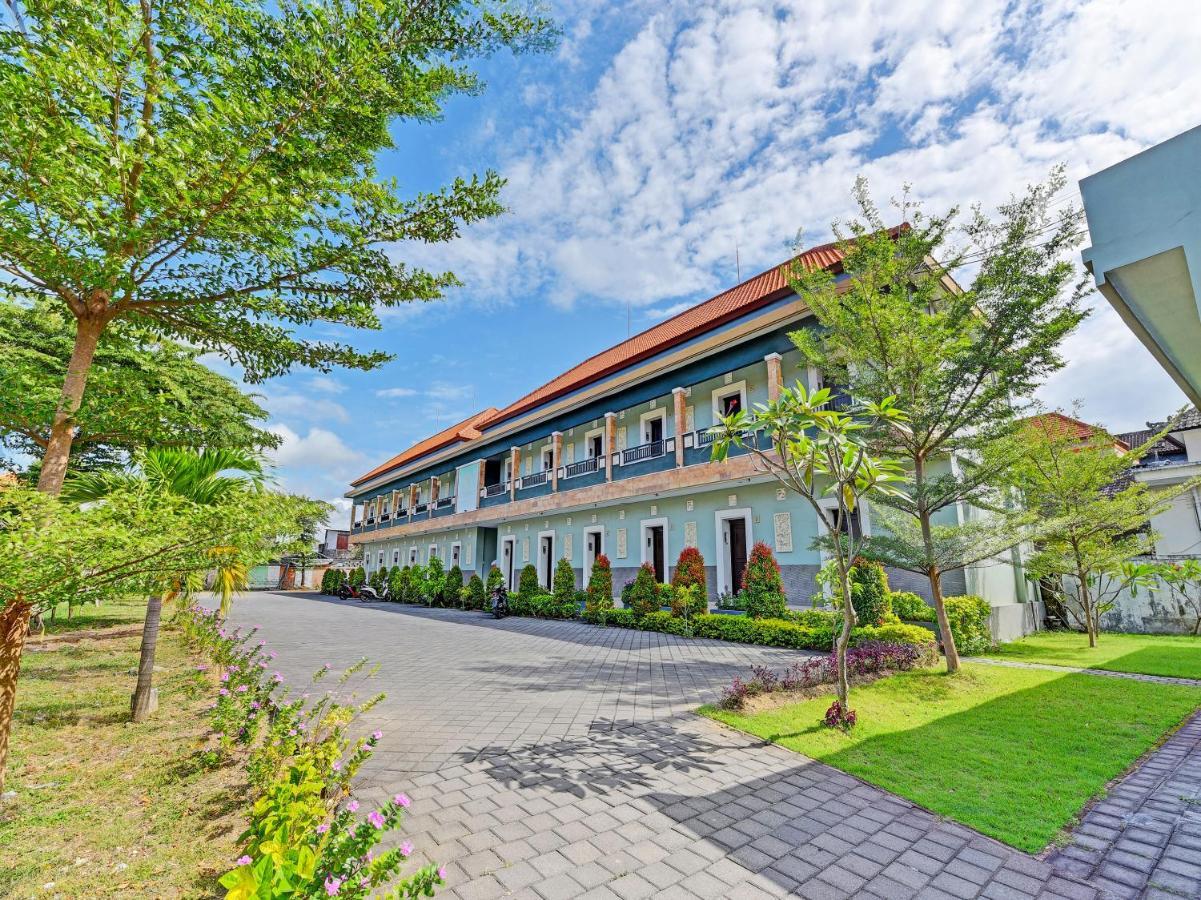 באלי Capital O 91410 Matara Kuta Residence מראה חיצוני תמונה