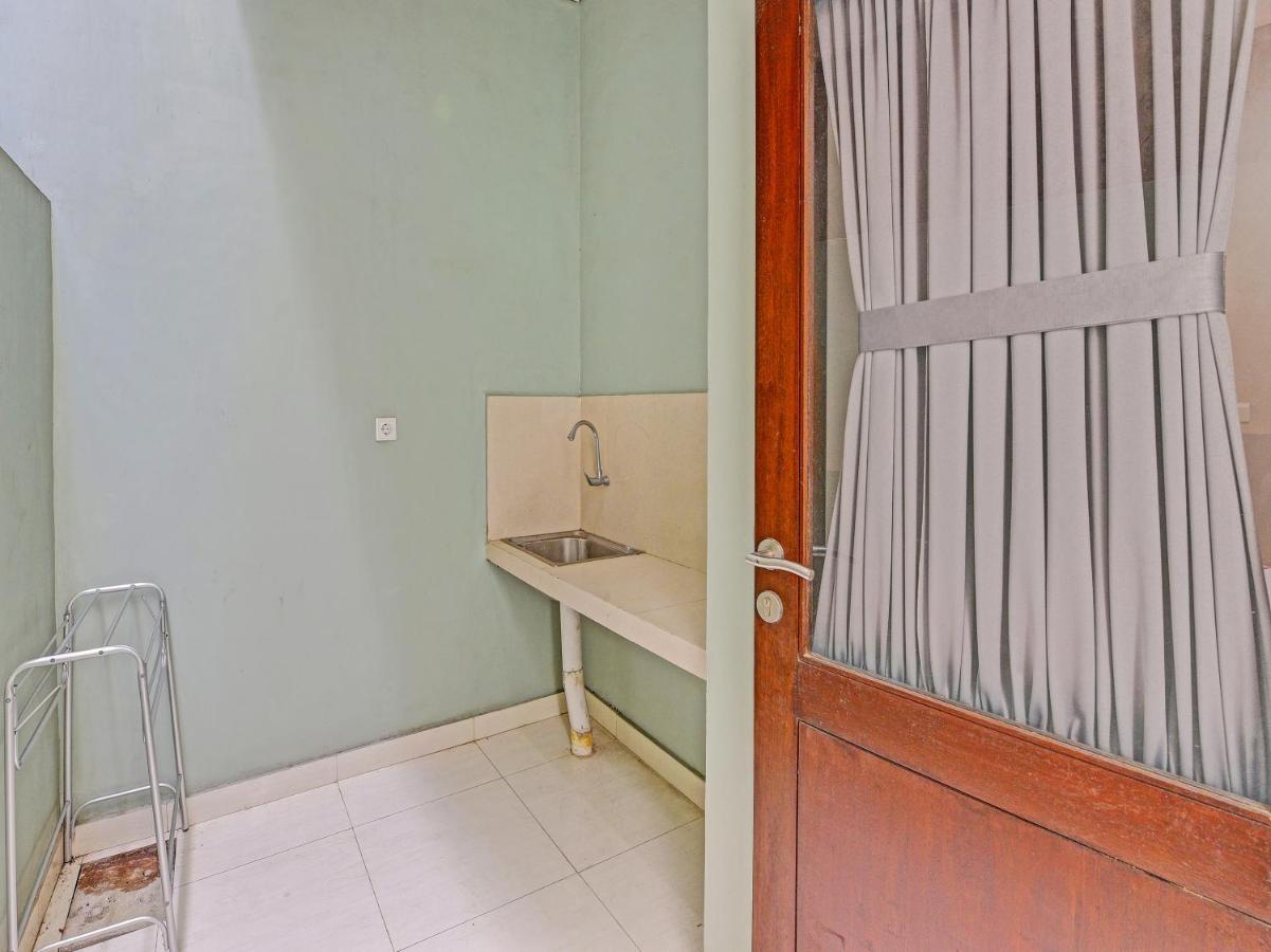 באלי Capital O 91410 Matara Kuta Residence מראה חיצוני תמונה
